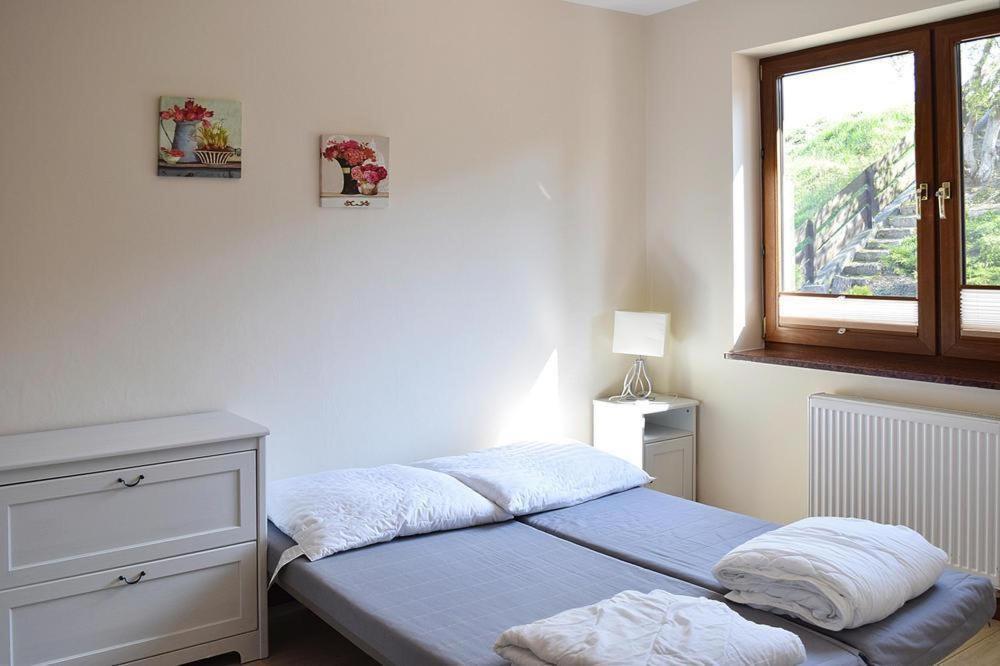 Villa Dom U Zbyszka Z Prywatna Plaza à Kiedrowice Extérieur photo